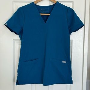 Figs scrubs top - Casma in French blue size XS